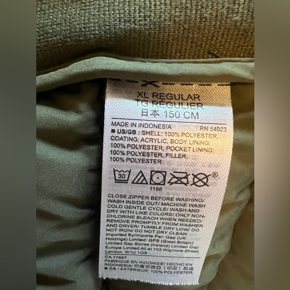 Gap Kids Girls Desert Camo Heart Puffer Vest Size XL (12) - Picture 6 of 6